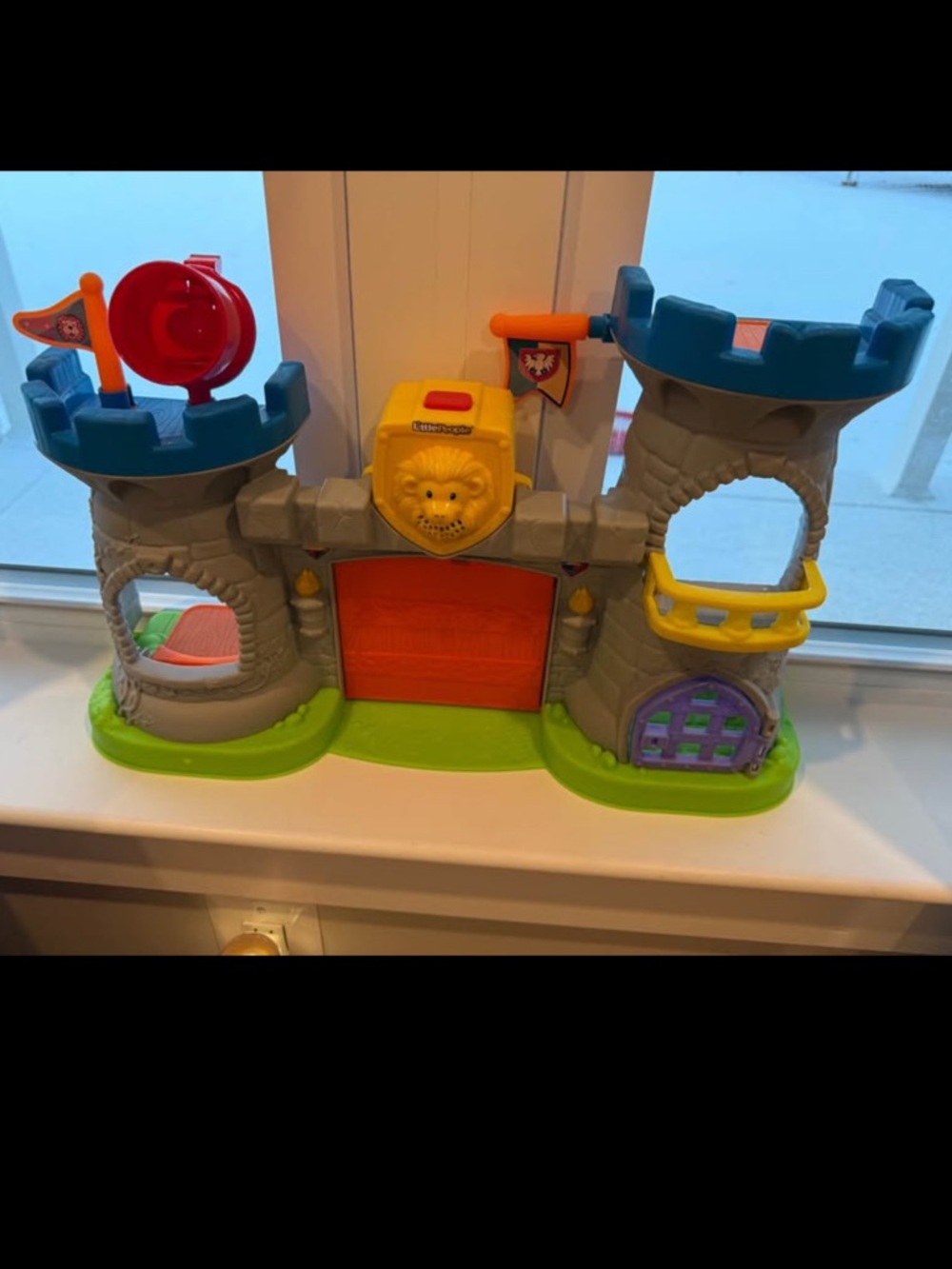 Fisher-Price Little People Mighty King's Castle playset